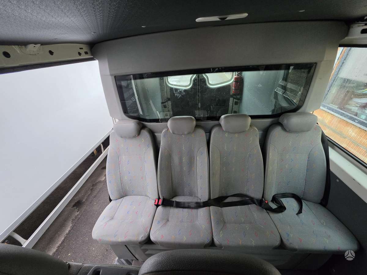 Mercedes-Benz Sprinter, passenger vans
