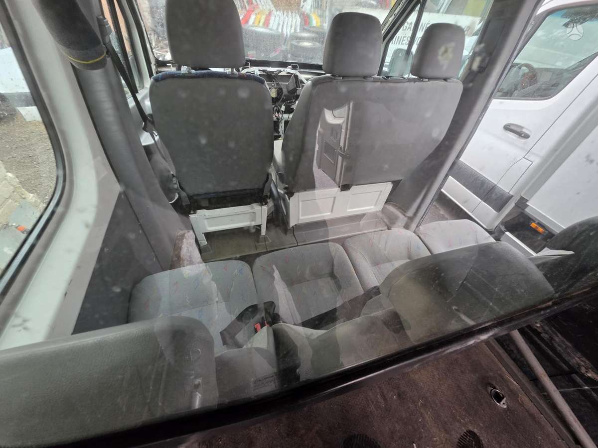 Mercedes-Benz Sprinter, passenger vans