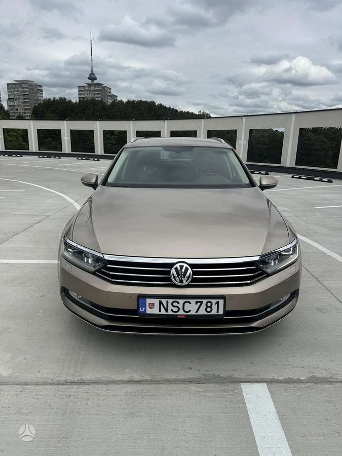 Volkswagen Passat, 2.0 l., Универсал