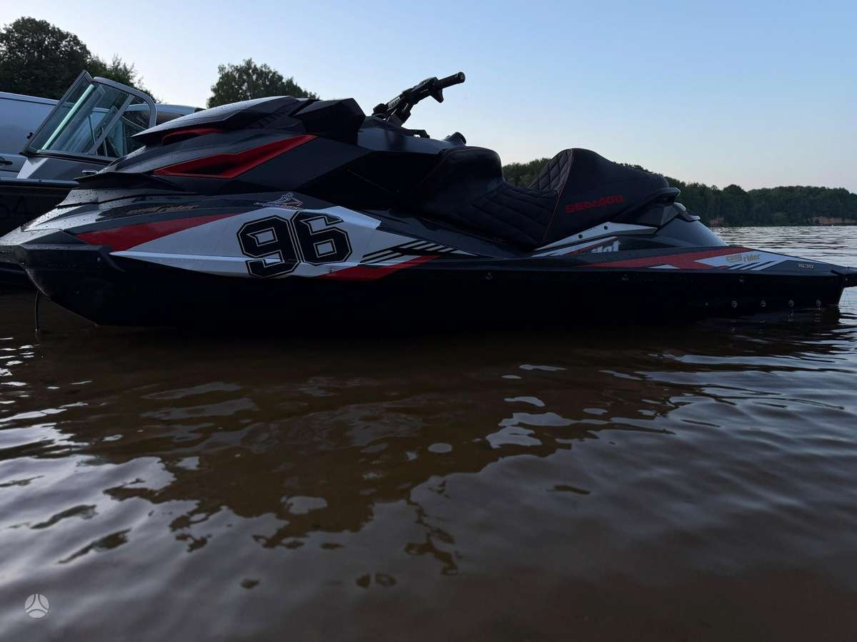 Sea-Doo RXP300, jet skis