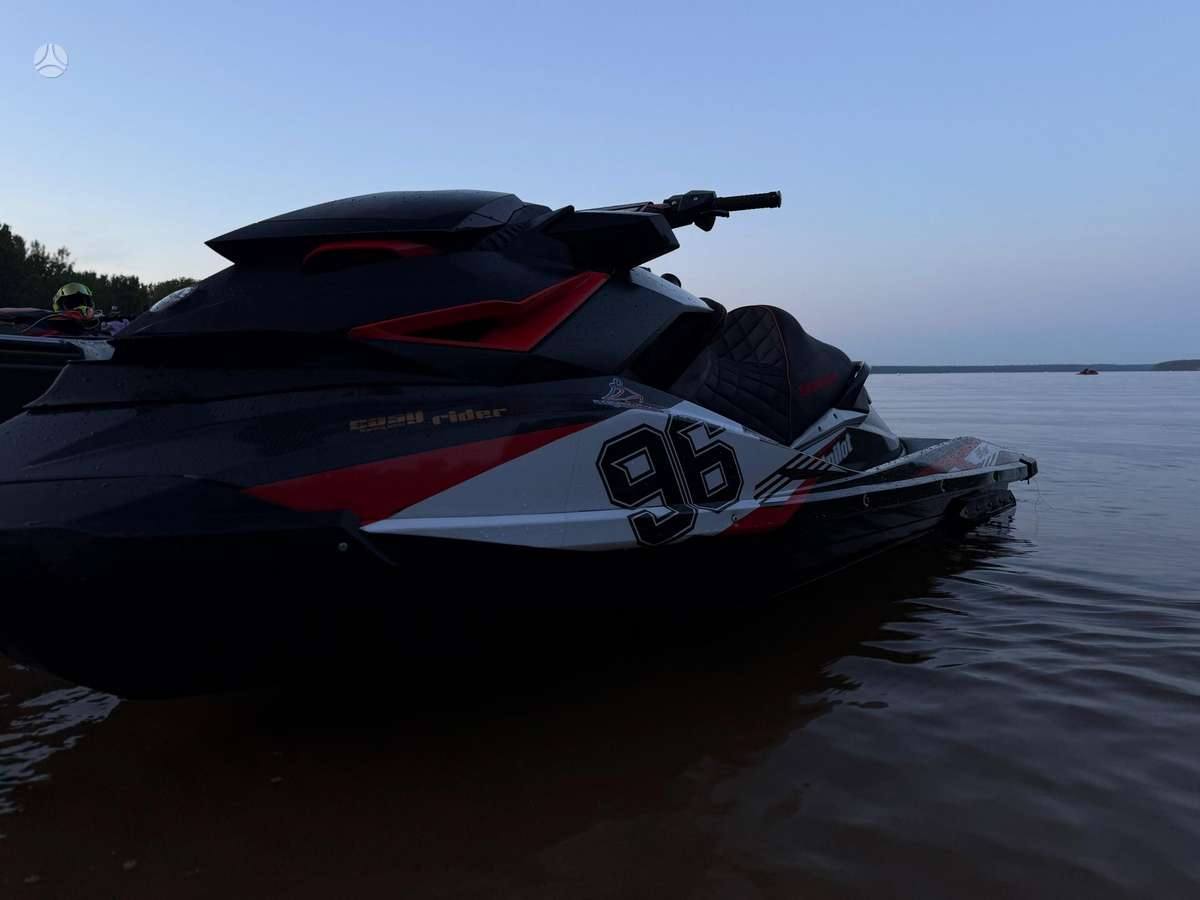 Sea-Doo RXP300, водные мотоциклы