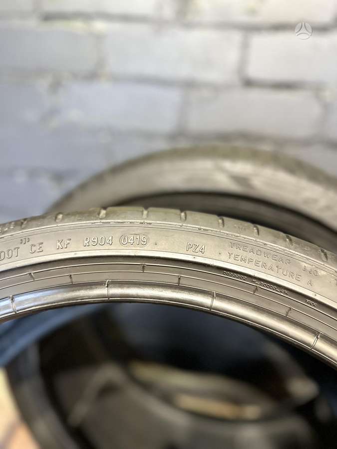 Pirelli P Zero PZ4, summer 275/30 R21