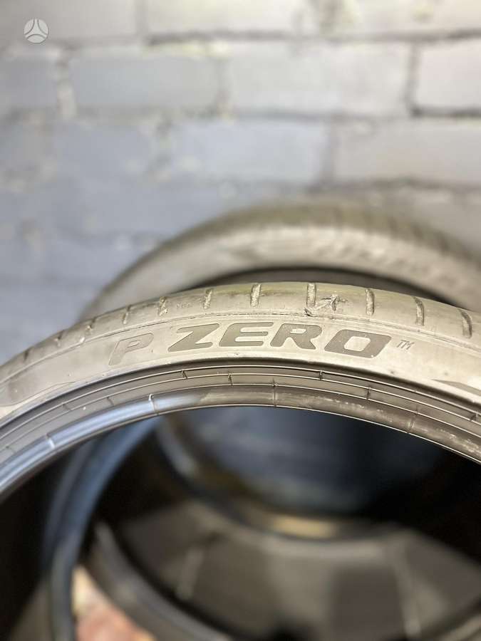 Pirelli P Zero PZ4, летние 275/30 R21