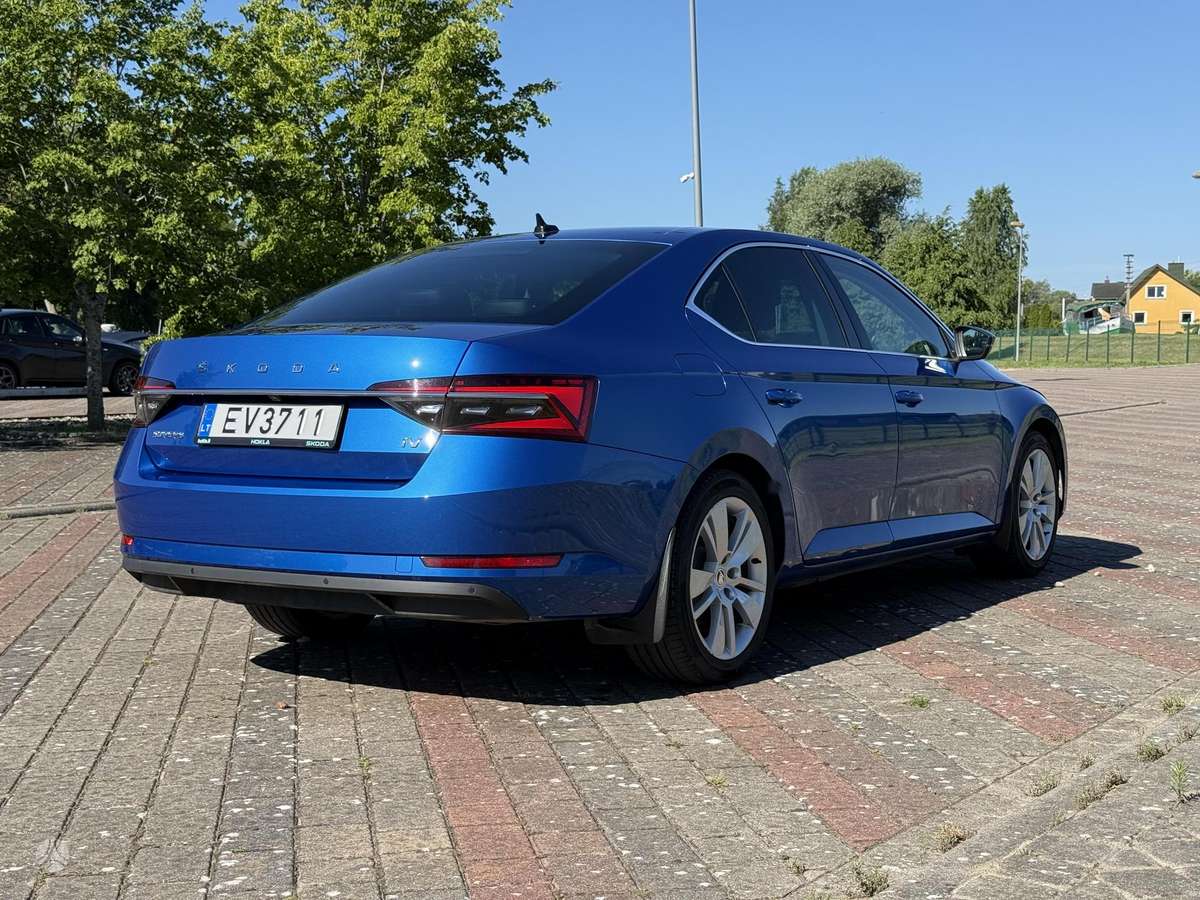 Škoda Superb - 4