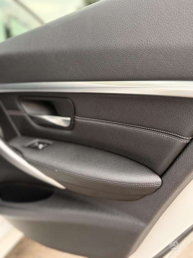 BMW 320, 2.0 l., wagon