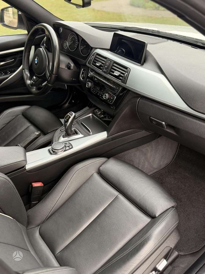 BMW 320, 2.0 l., wagon
