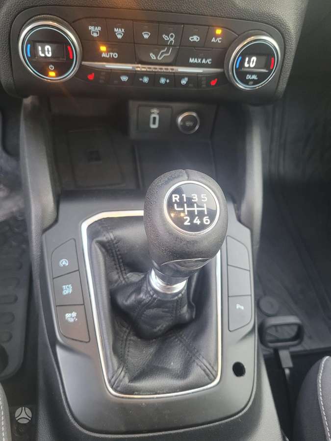 Ford Focus, 1.5 l., Хэтчбек