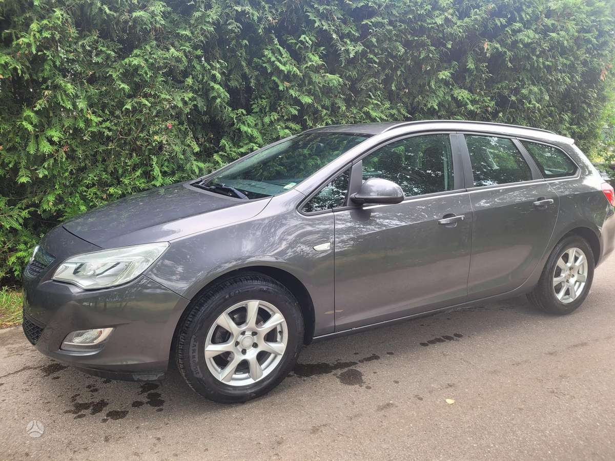 Opel Astra, 1.4 l., Универсал