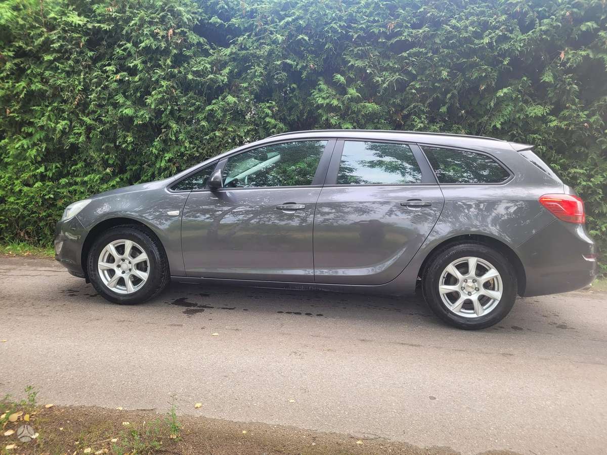 Opel Astra, 1.4 l., Универсал