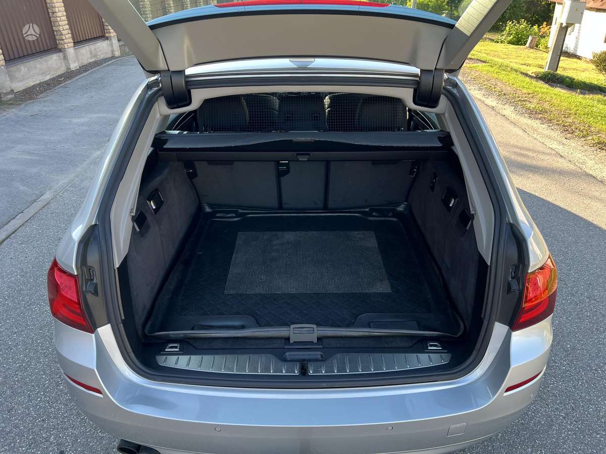 BMW 520, 2.0 l., wagon