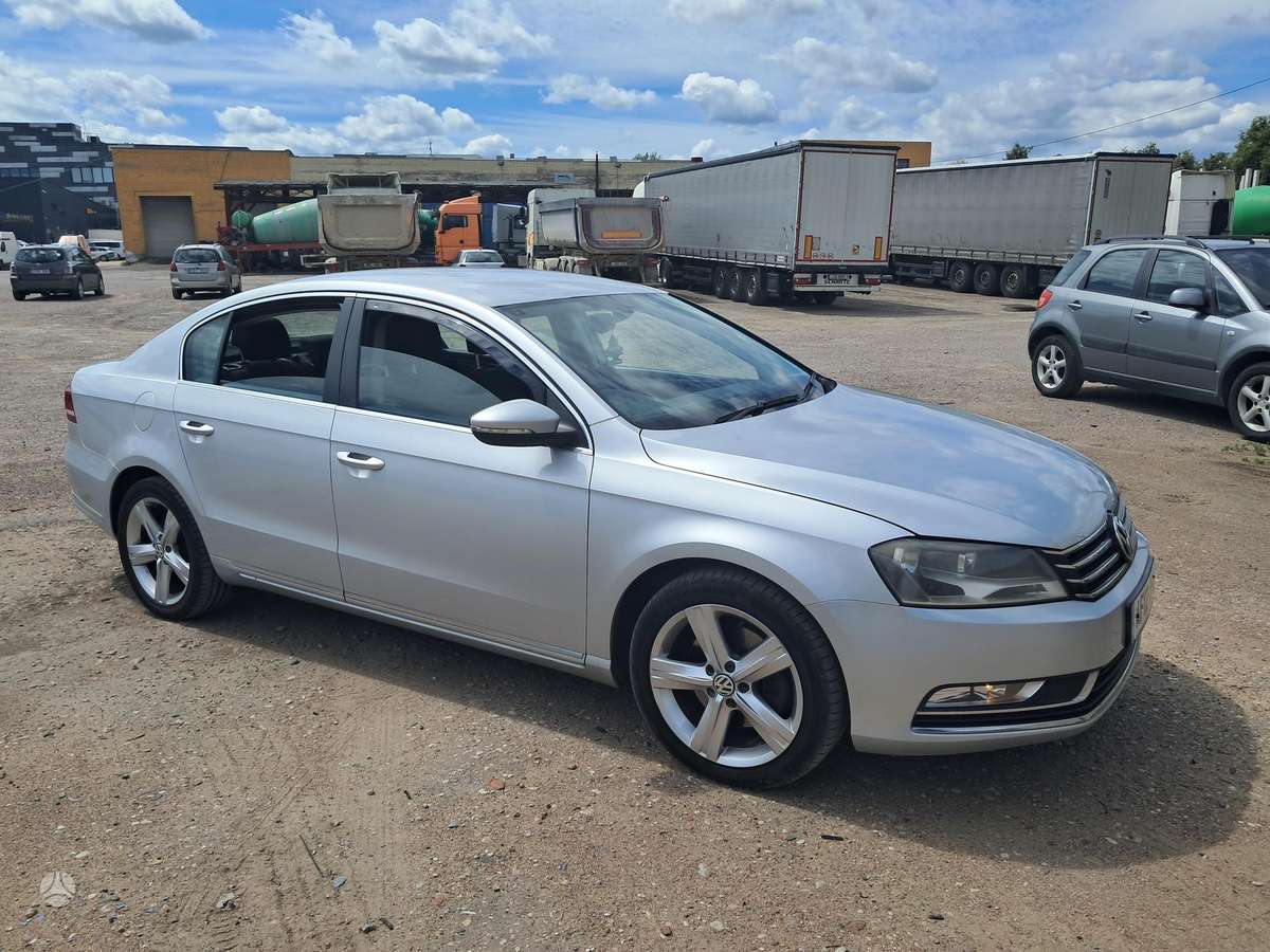 Volkswagen Passat - 5