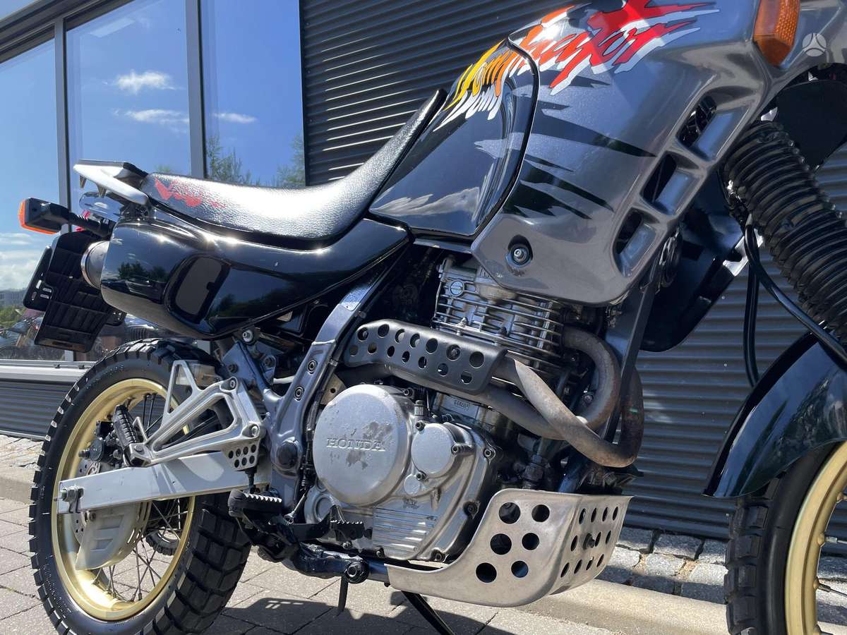 Honda NX (Dominator) 650cc, эндуро / adventure