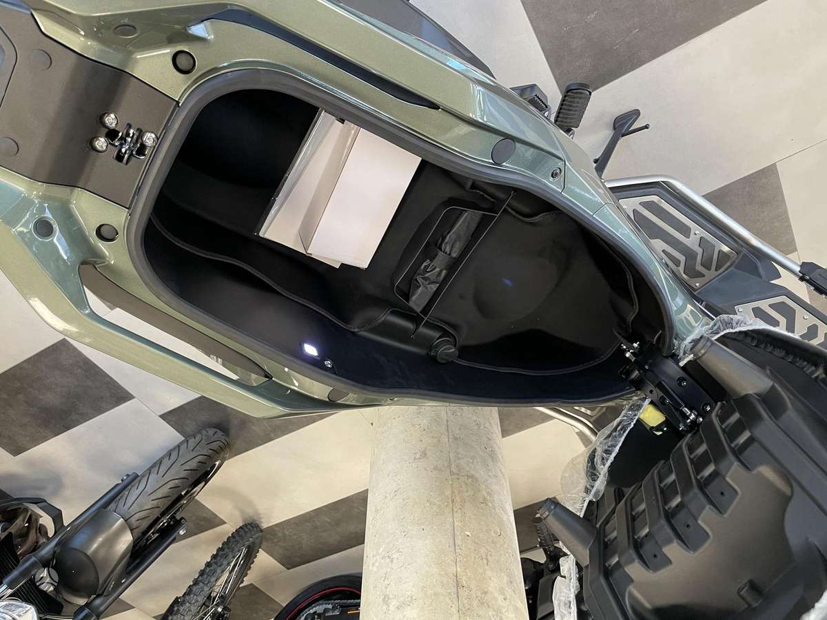 Zontes 350X 368cc, scooters / mopeds
