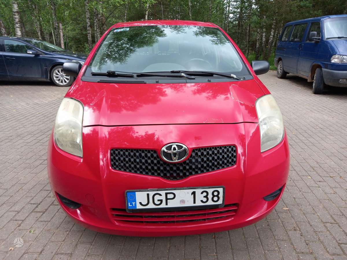 Toyota Yaris - 2