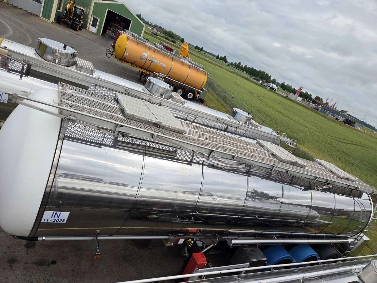 Feltbinnder, tanker
