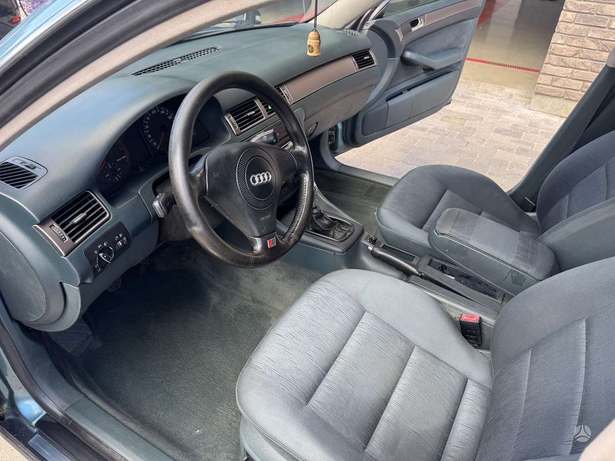 Audi A6, 2.5 l., Седан