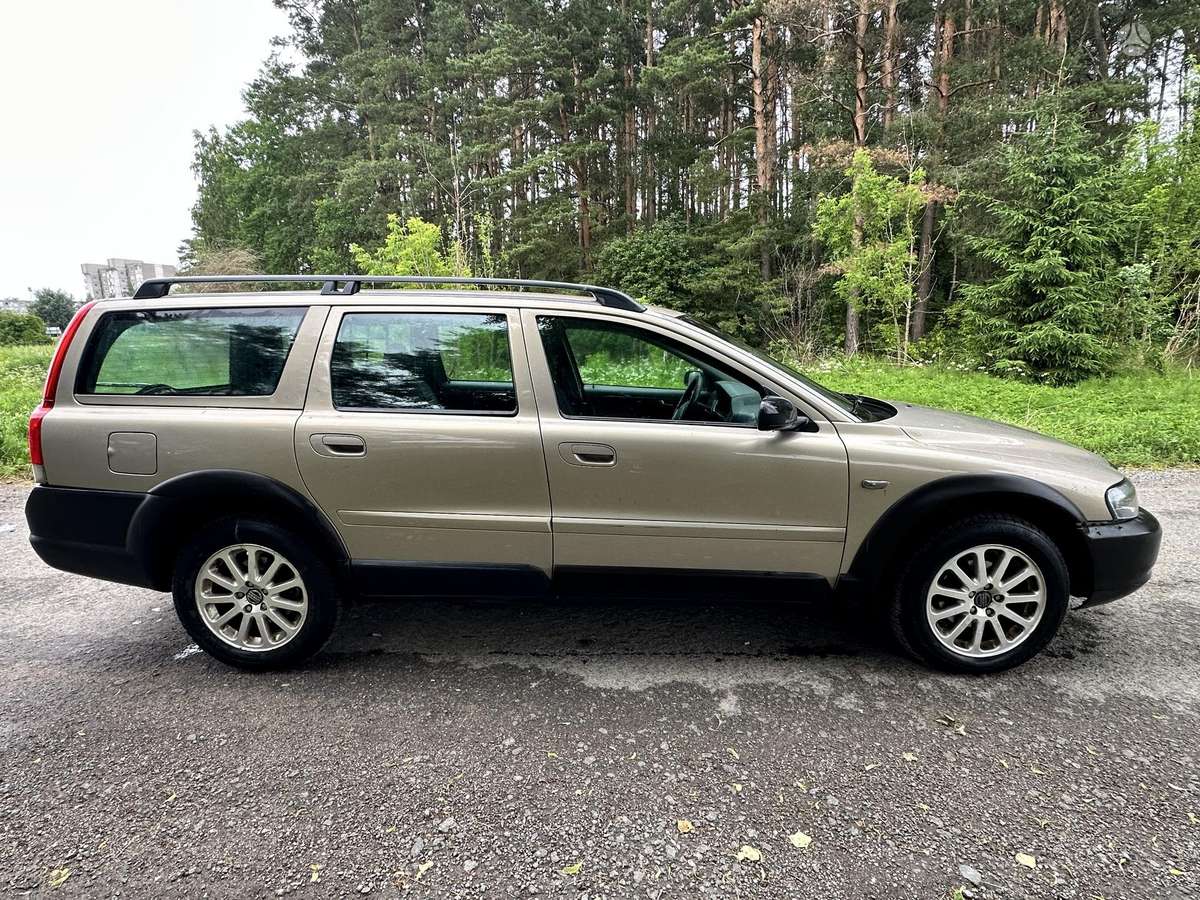 Volvo XC70, 2.4 l., Универсал