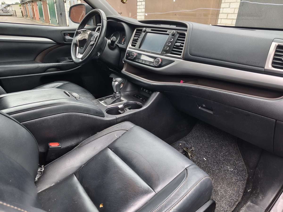 Toyota Highlander - 7