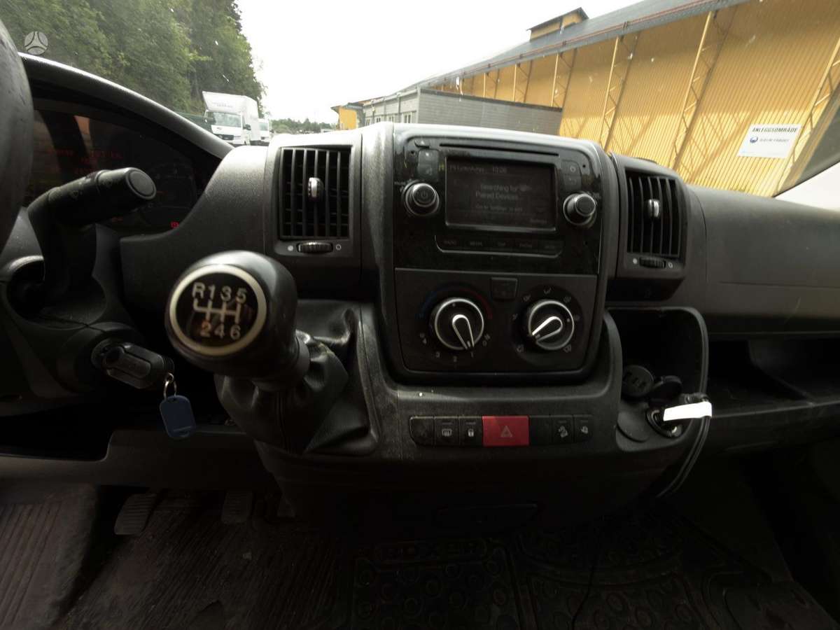 Peugeot Boxer, cargo van