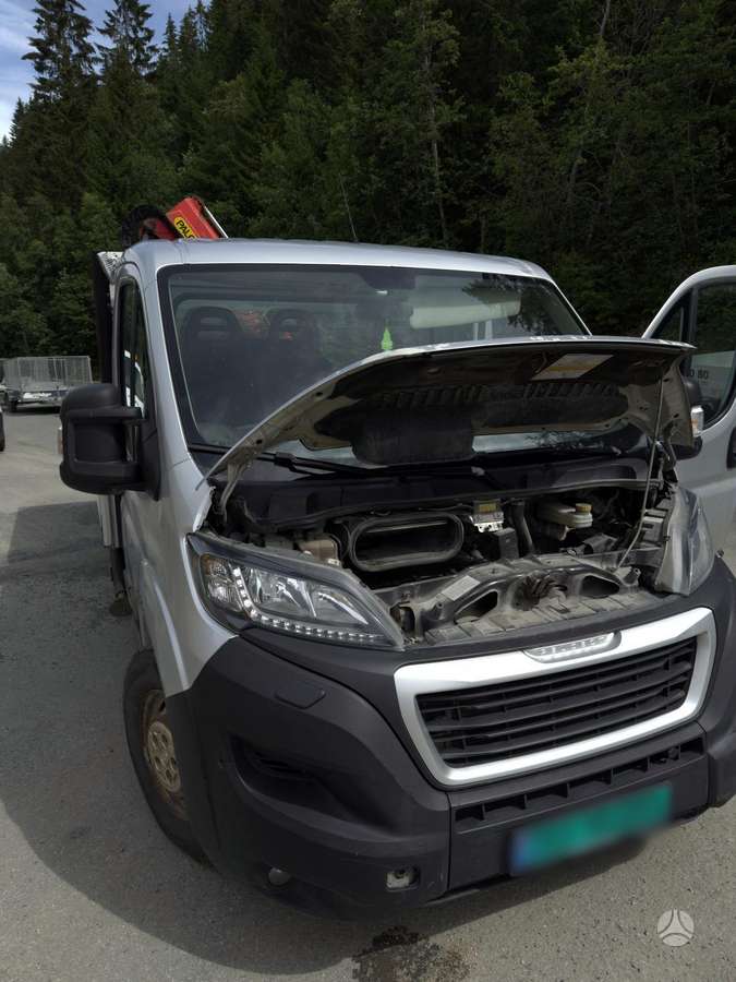 Peugeot Boxer, cargo van