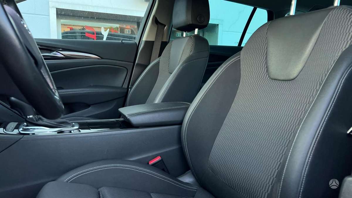 Opel Insignia, 2.0 l., wagon
