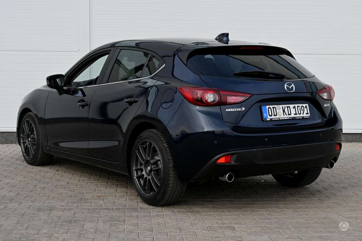 Mazda 3, 2.2 l., hatchback