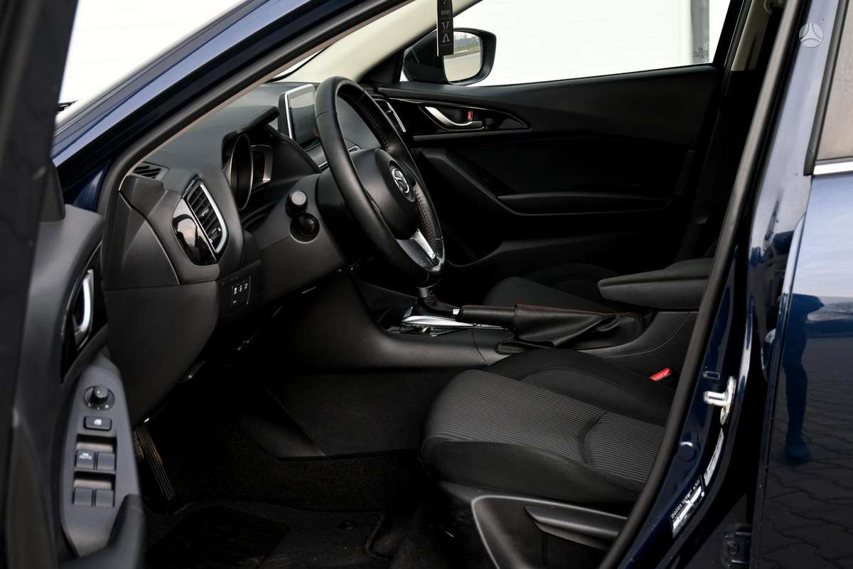 Mazda 3, 2.2 l., hatchback
