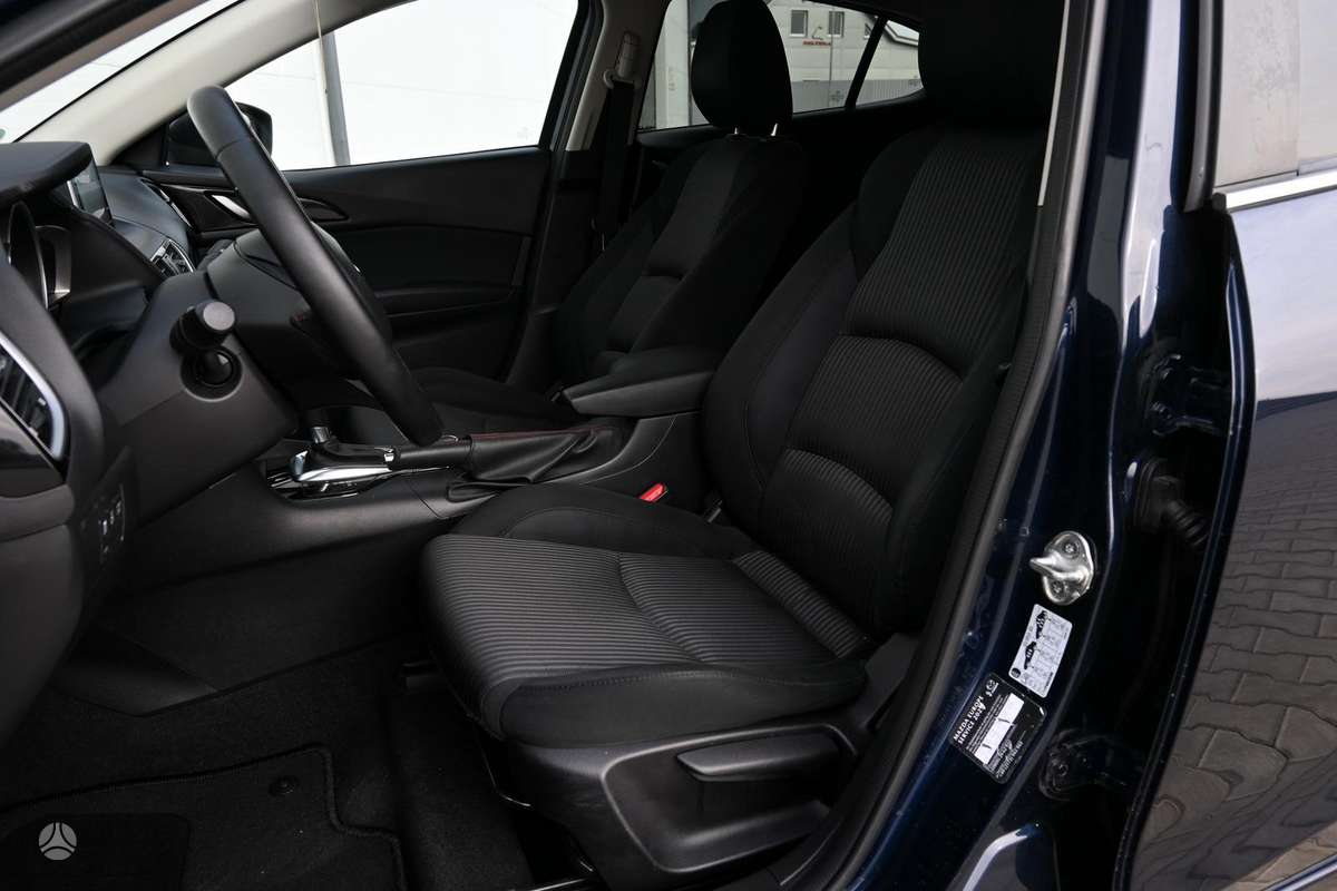 Mazda 3, 2.2 l., hatchback