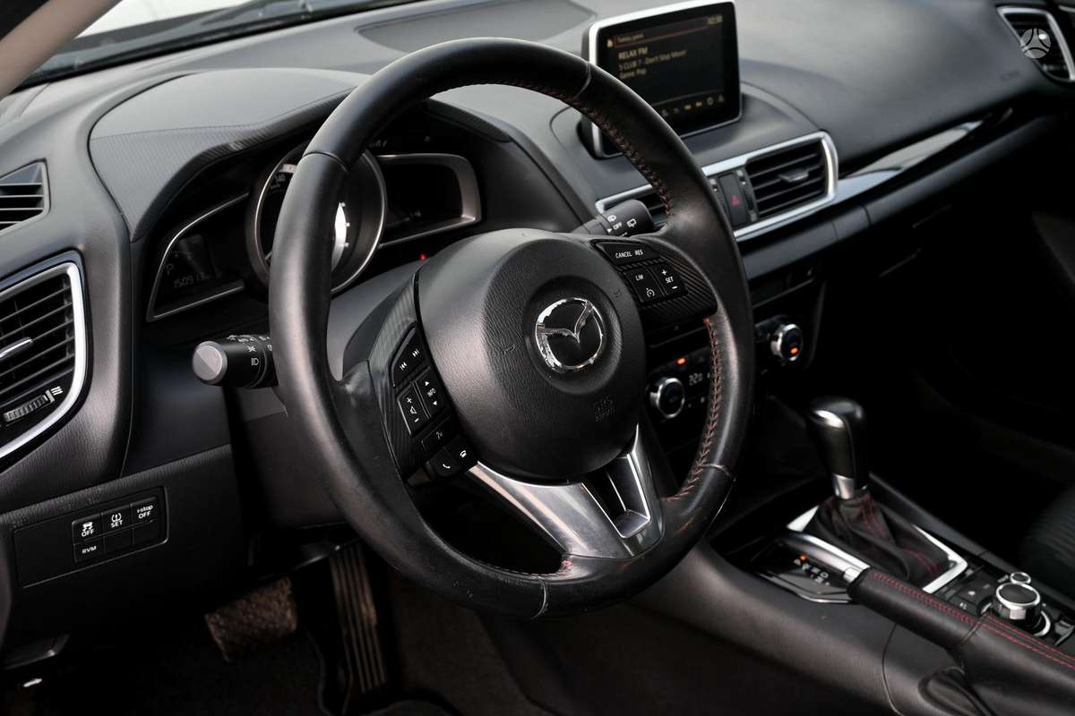 Mazda 3, 2.2 l., hatchback