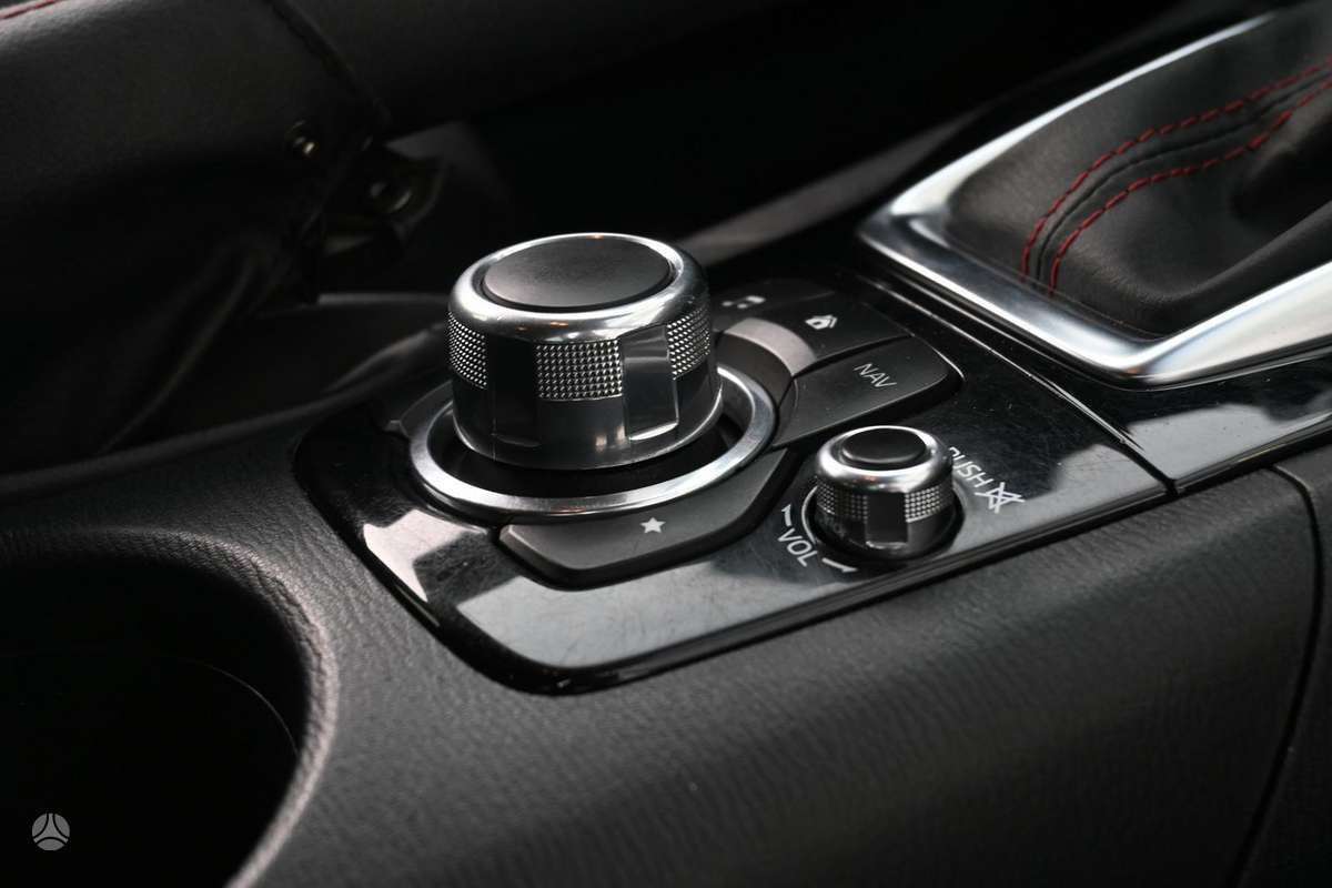 Mazda 3, 2.2 l., hatchback