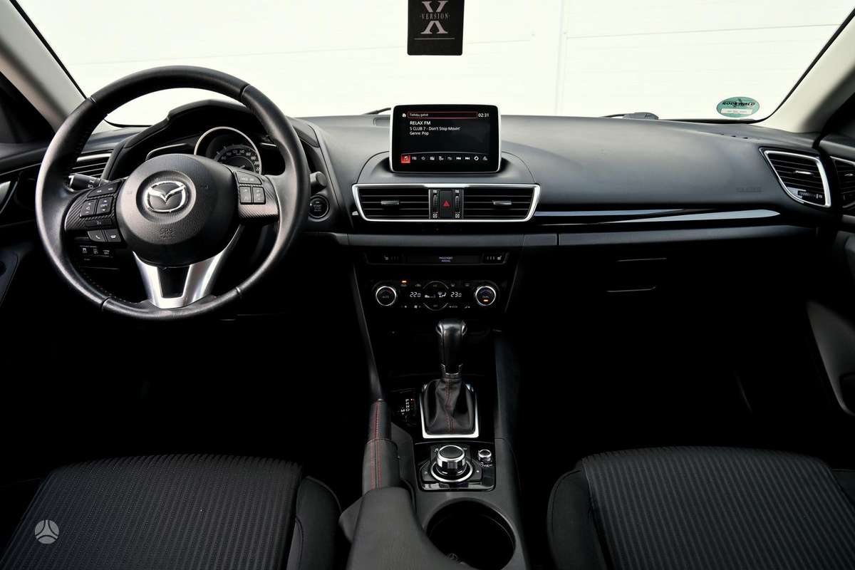 Mazda 3, 2.2 l., hatchback
