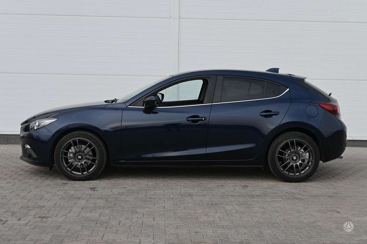 Mazda 3, 2.2 l., hatchback