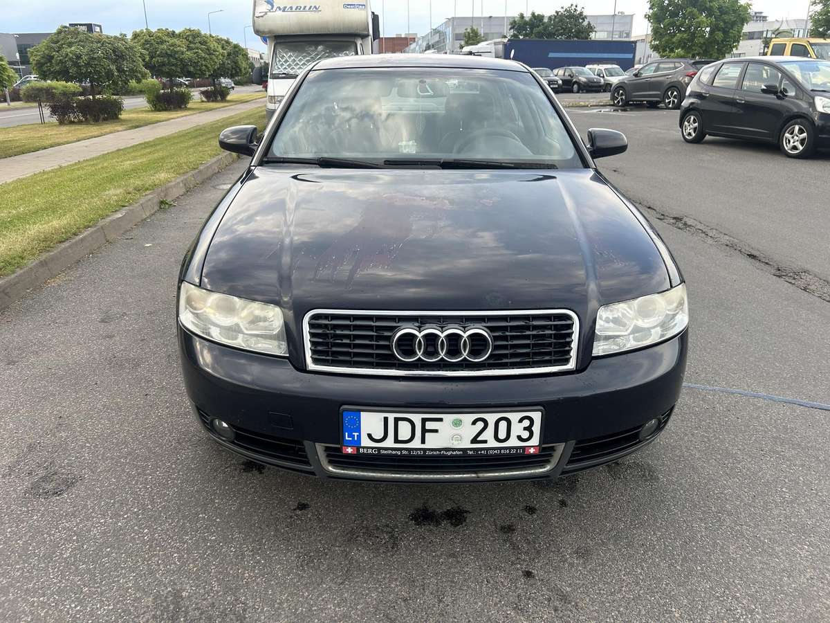 Audi A4, 2.4 l., Седан