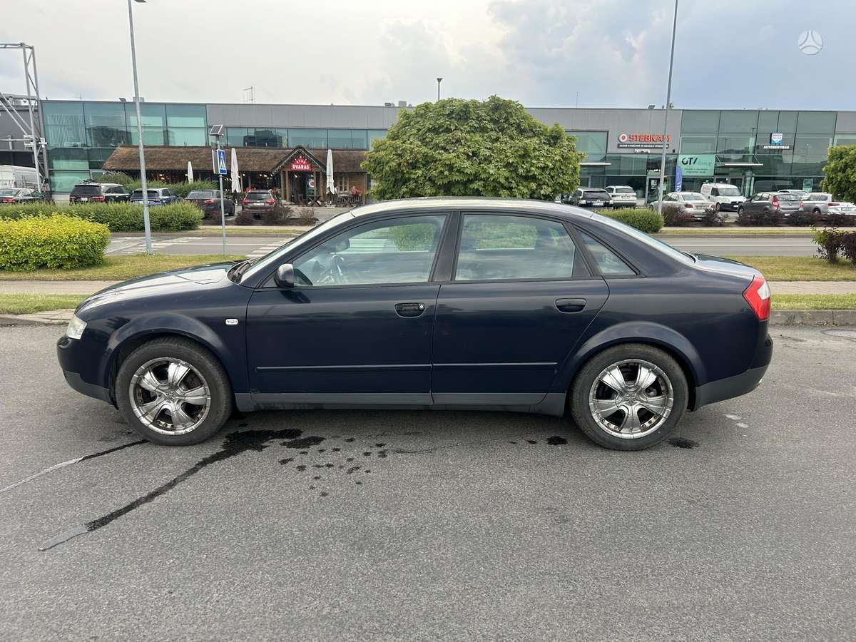 Audi A4, 2.4 l., saloon / sedan