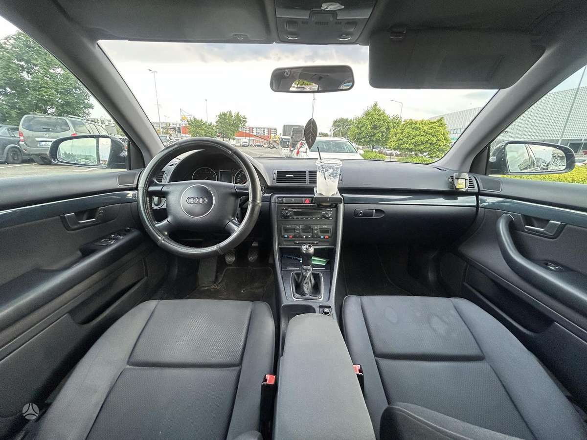 Audi A4, 2.4 l., Седан