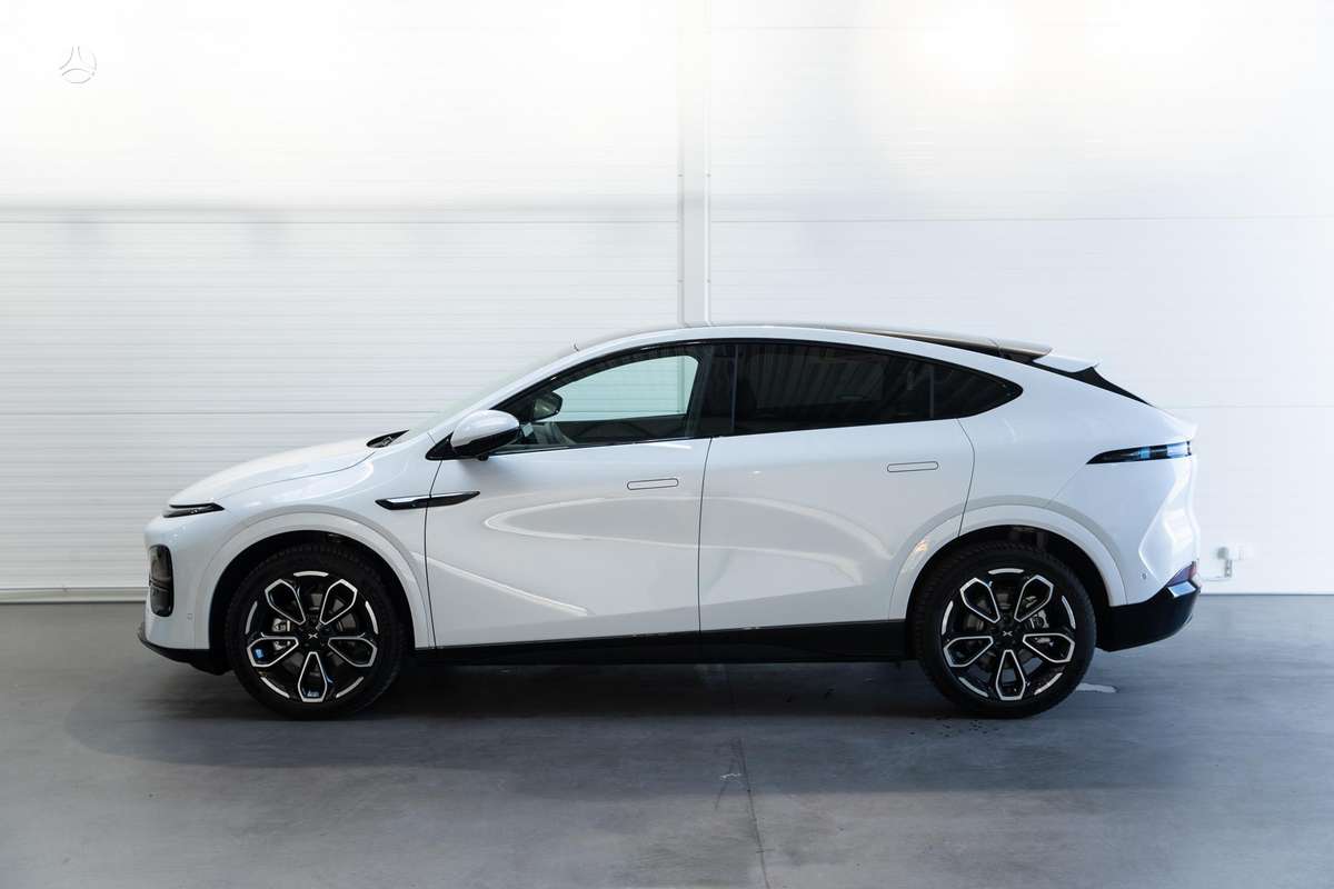 Xpeng G6 - 5