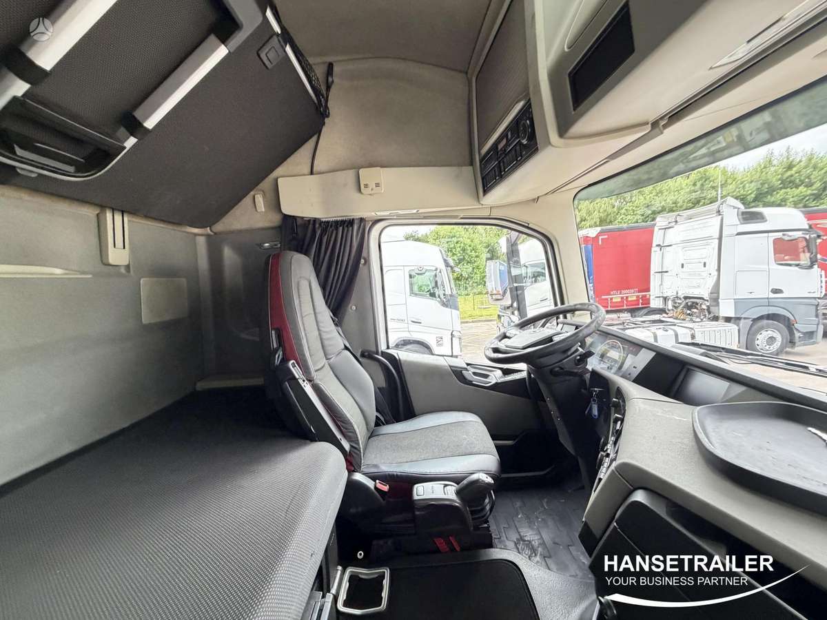 Volvo FH FH500, double sleeper