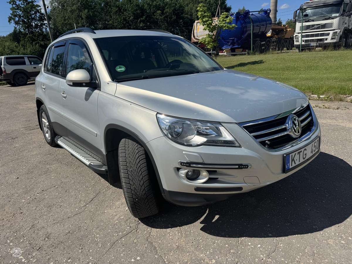 Volkswagen Tiguan - 3