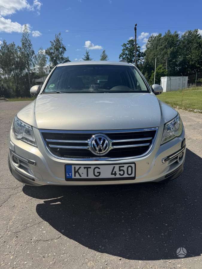 Volkswagen Tiguan - 2