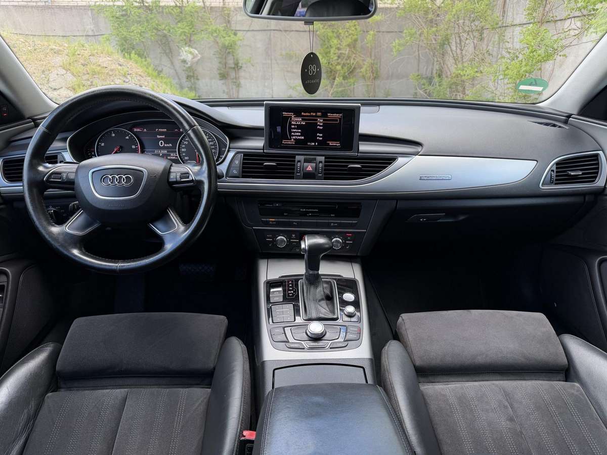 Audi A6, 3.0 l., universalas