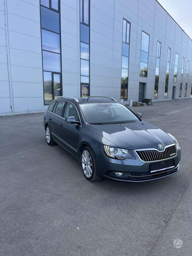 Skoda Superb, 1.6 l., Универсал