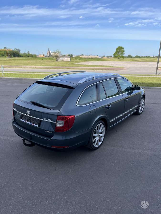 Skoda Superb, 1.6 l., Универсал