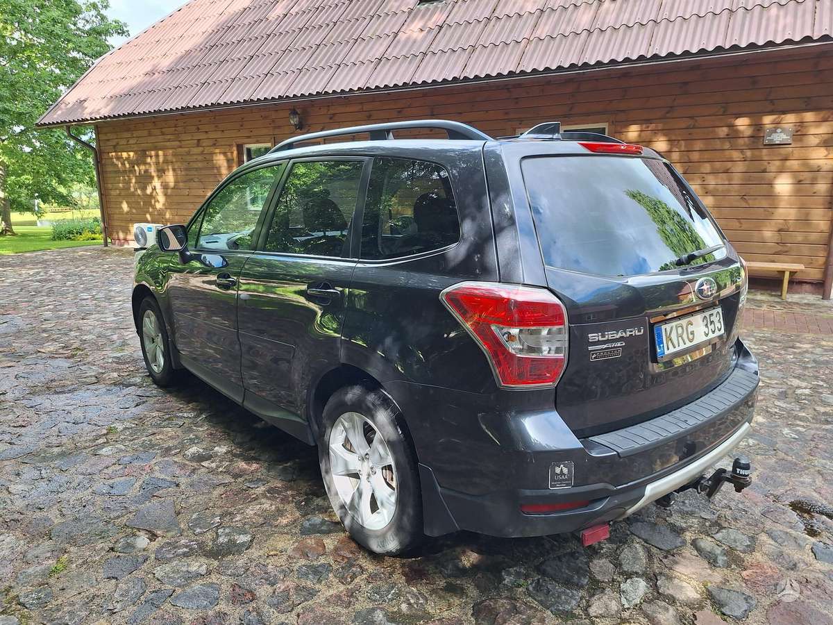 Subaru Forester, 2.5 l., off-road / crossover