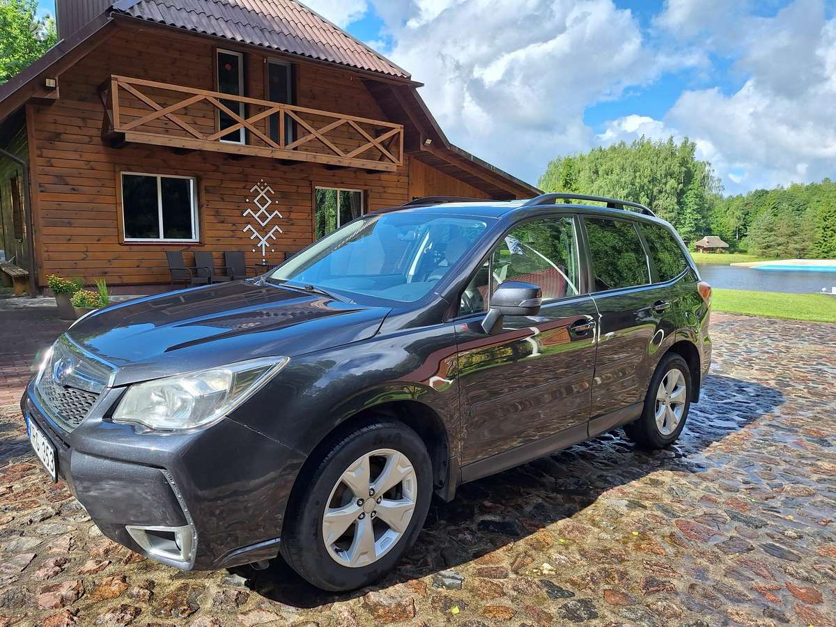 Subaru Forester, 2.5 l., off-road / crossover