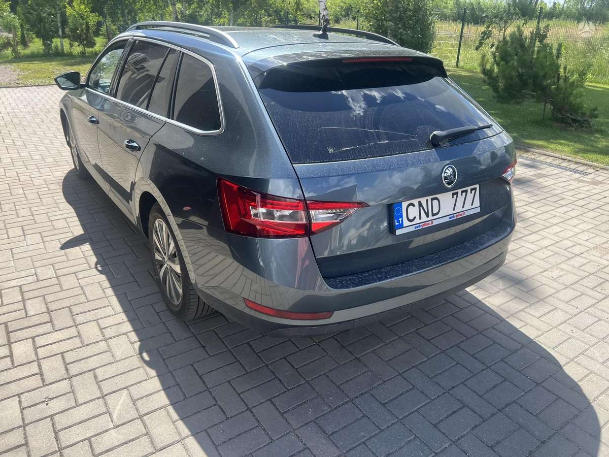 Skoda Superb, 2.0 l., wagon