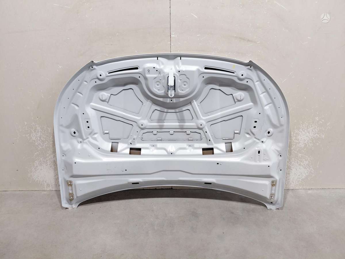 Peugeot 2008 hood (front, rear)