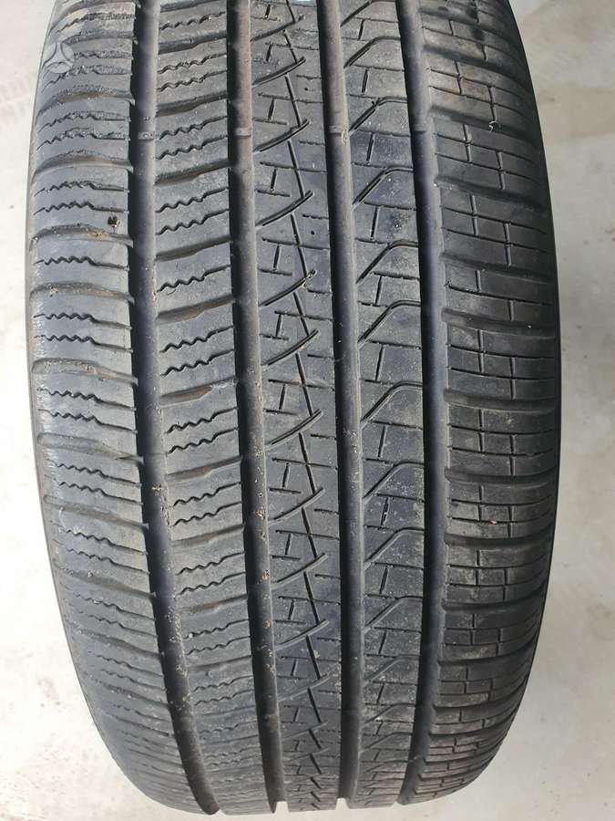 Pirelli SCORPION ZERO, universalios 275/45 R20