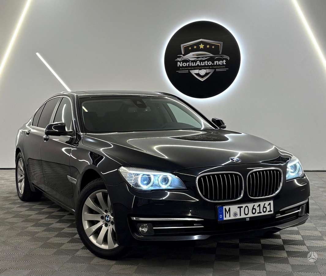 BMW 730, 3.0 l., Седан