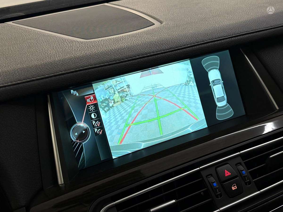 BMW 730, 3.0 l., Седан