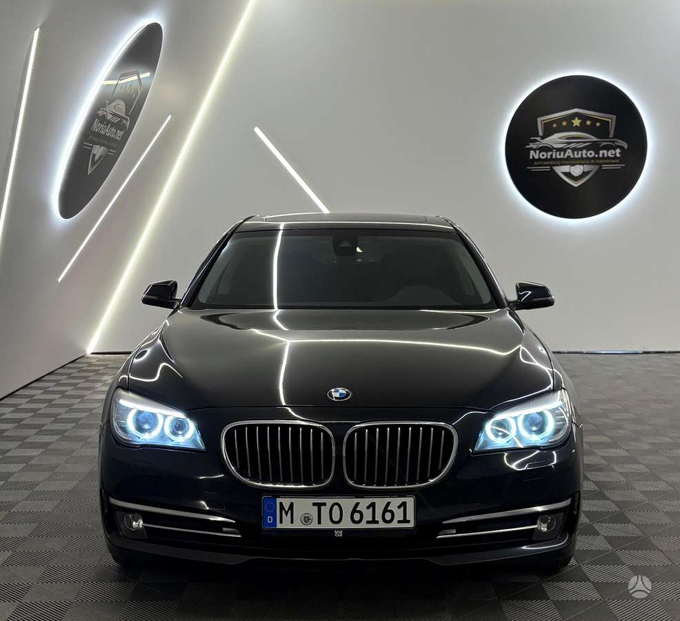 BMW 730, 3.0 l., Седан